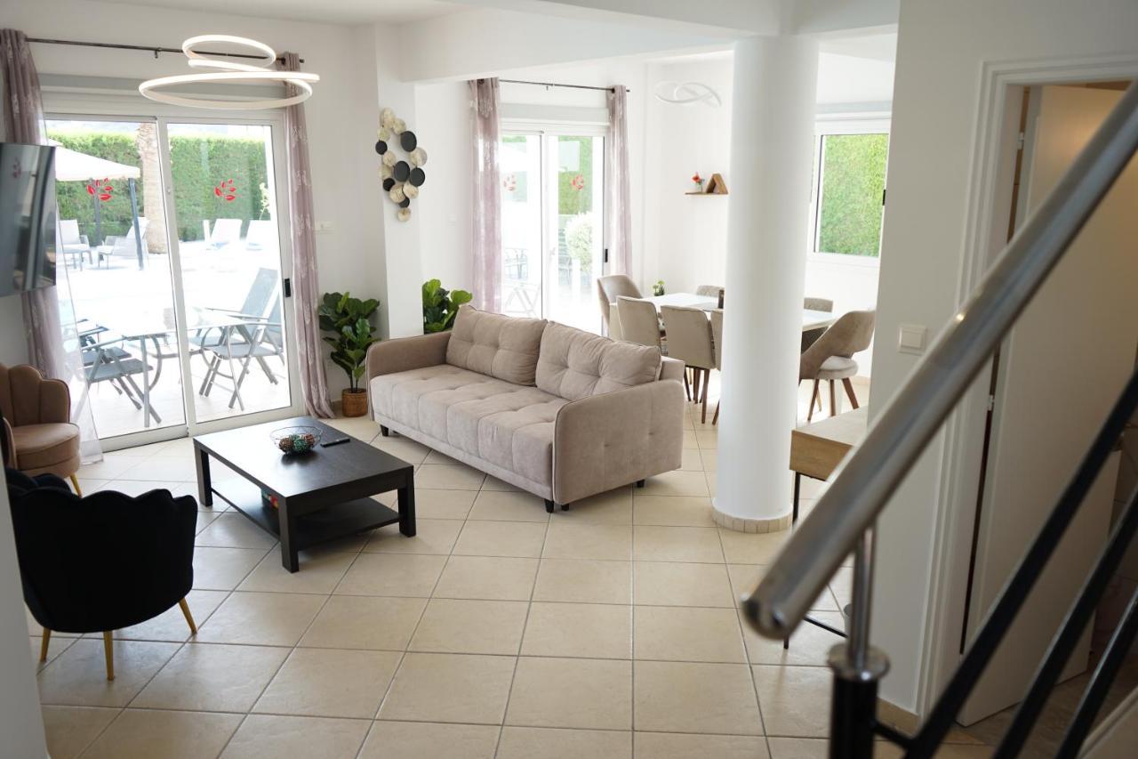 Villa Coral Cove Pegeia Eksteriør billede